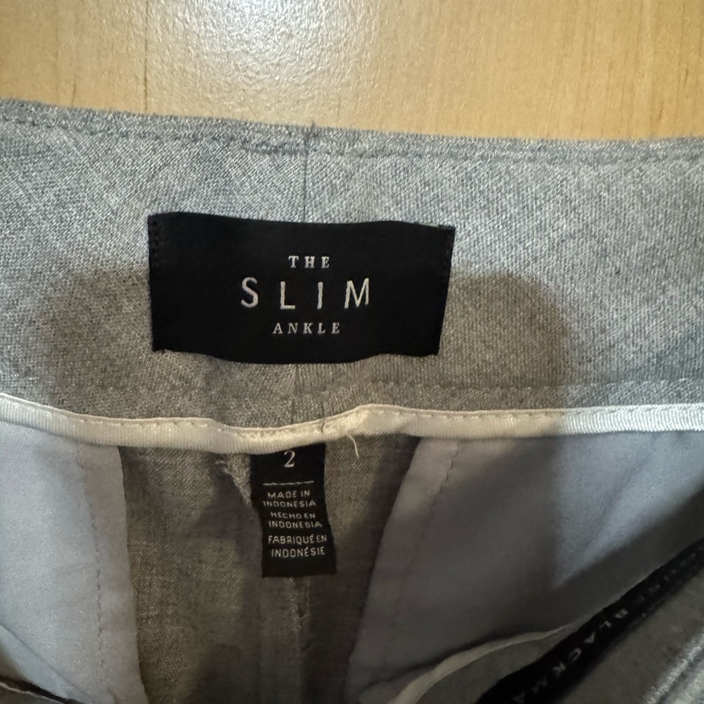 White House Black Market Gray and Pink Straight Leg Pants - Picture 3 of 5